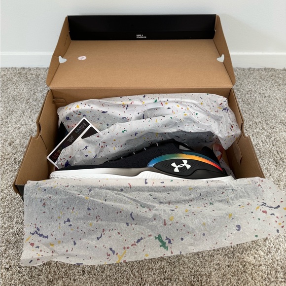 UA Flow Dynamic Pride Shoe Size 13 - Picture 9 of 9